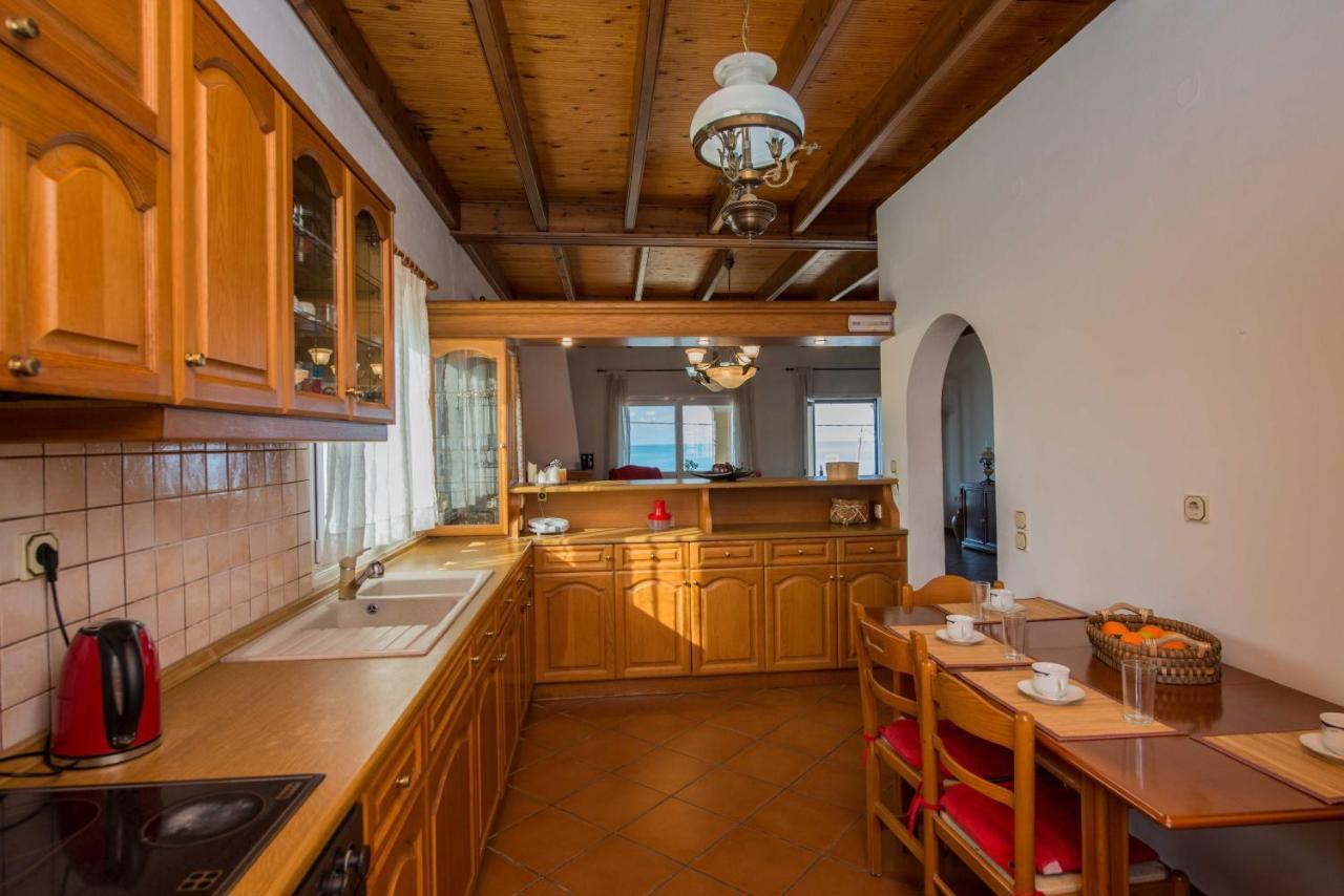 Frosos Beachfront Maisonette Acharavi 아카라비 외부 사진