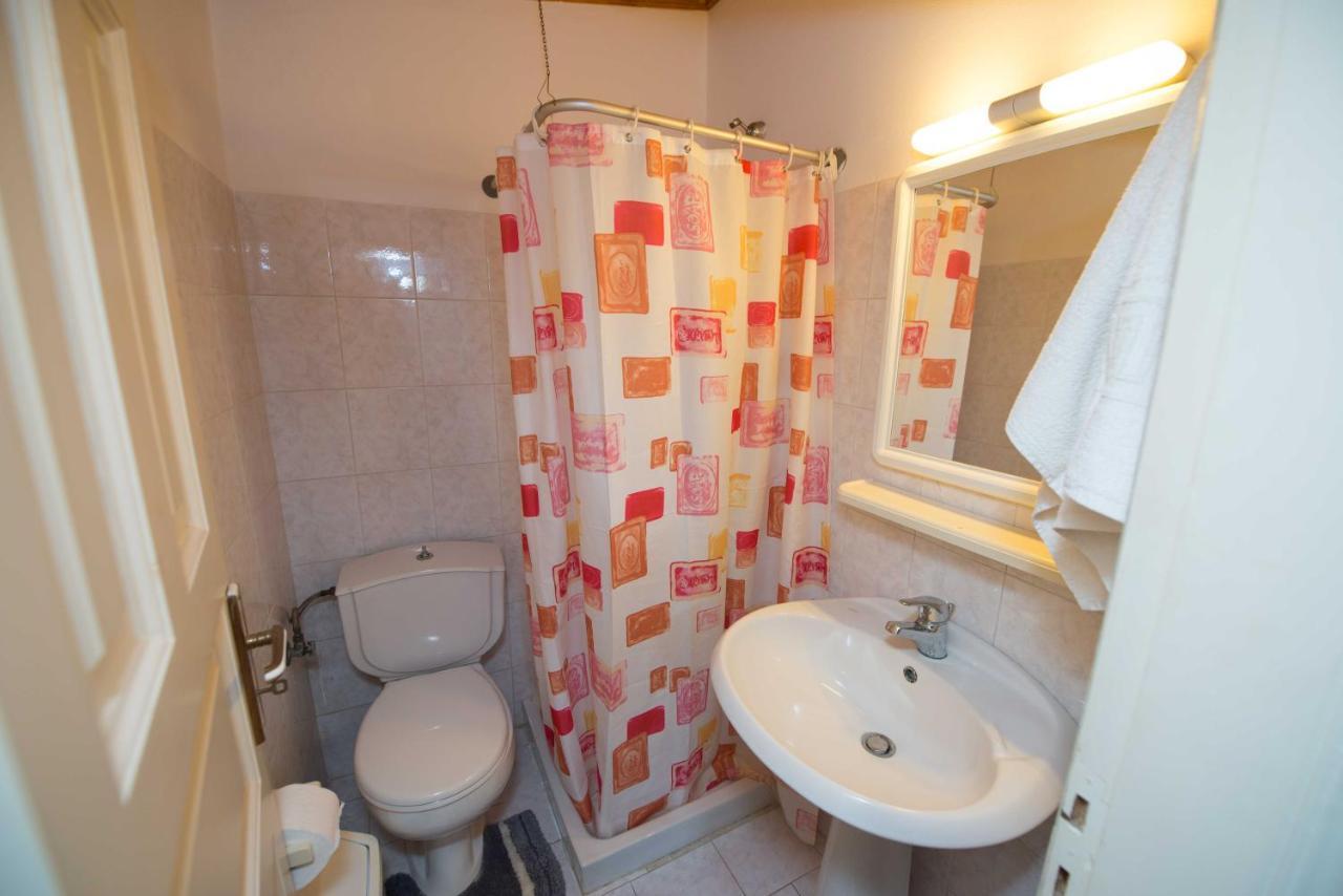 Frosos Beachfront Maisonette Acharavi 아카라비 외부 사진