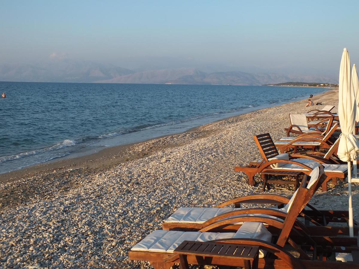 Frosos Beachfront Maisonette Acharavi 아카라비 외부 사진